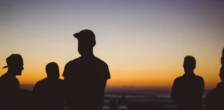 Hur du hittar vänner på Kik