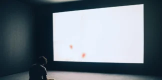 Så här ändrar du projektionsstorleken på Samsung The Freestyle