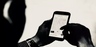 Så här förfalskar du din plats på Android