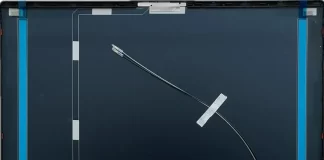 Byte av locket till den bärbara datorn, exempel på Lenovo IdeaPad 5